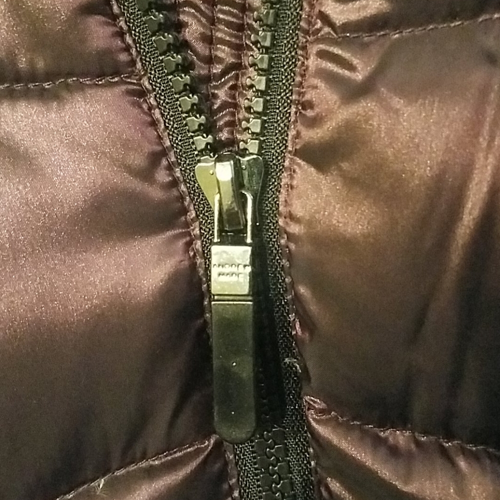 SOLD! Sleek Down Puffer Jacket in Aubergine - Picture 5 of 6